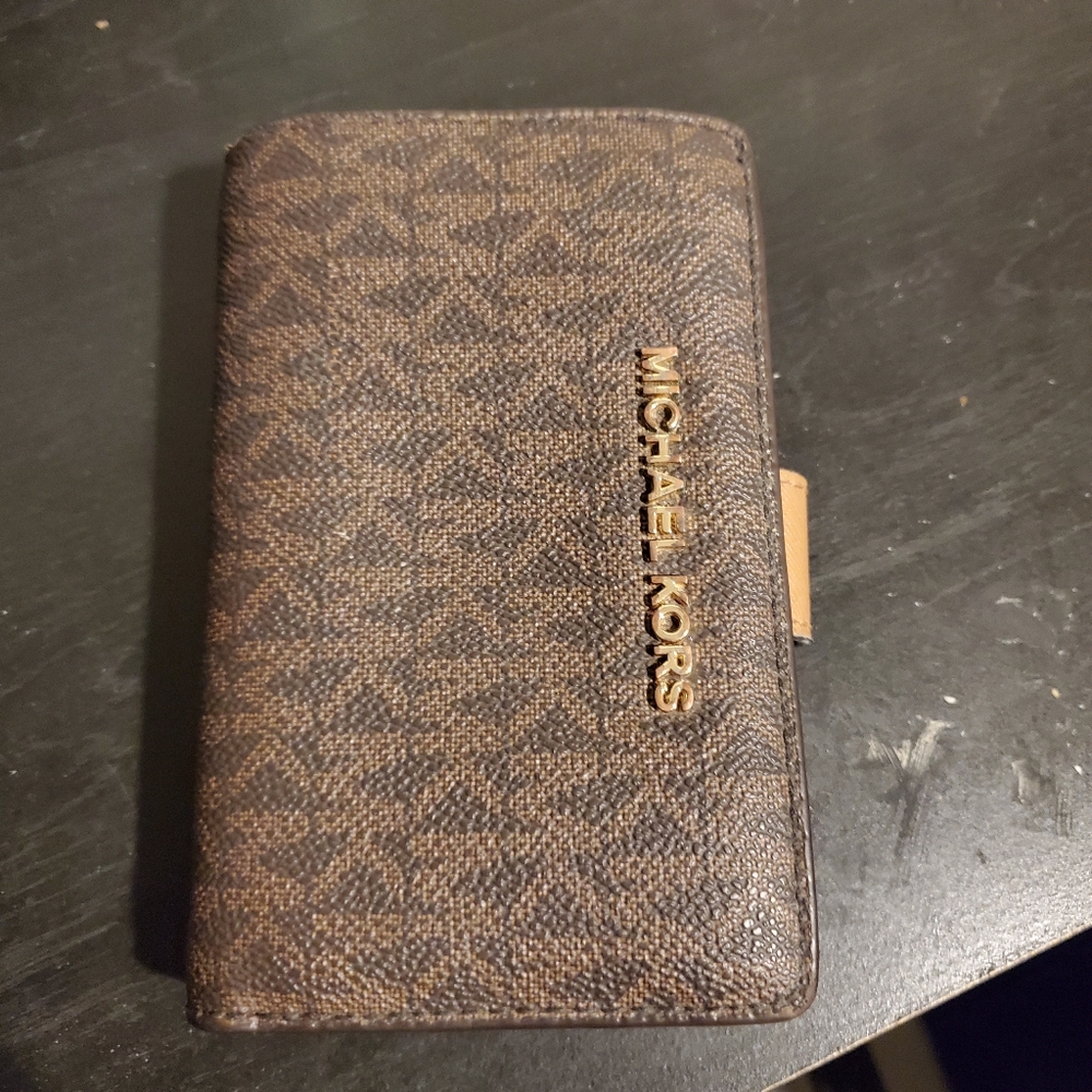 Michael Kors travel bifold wallet
